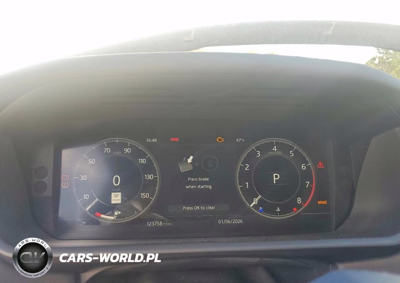 2018 Land Rover Discovery Hse Luxury VIN:SALRT2RV9JA068276 - 9