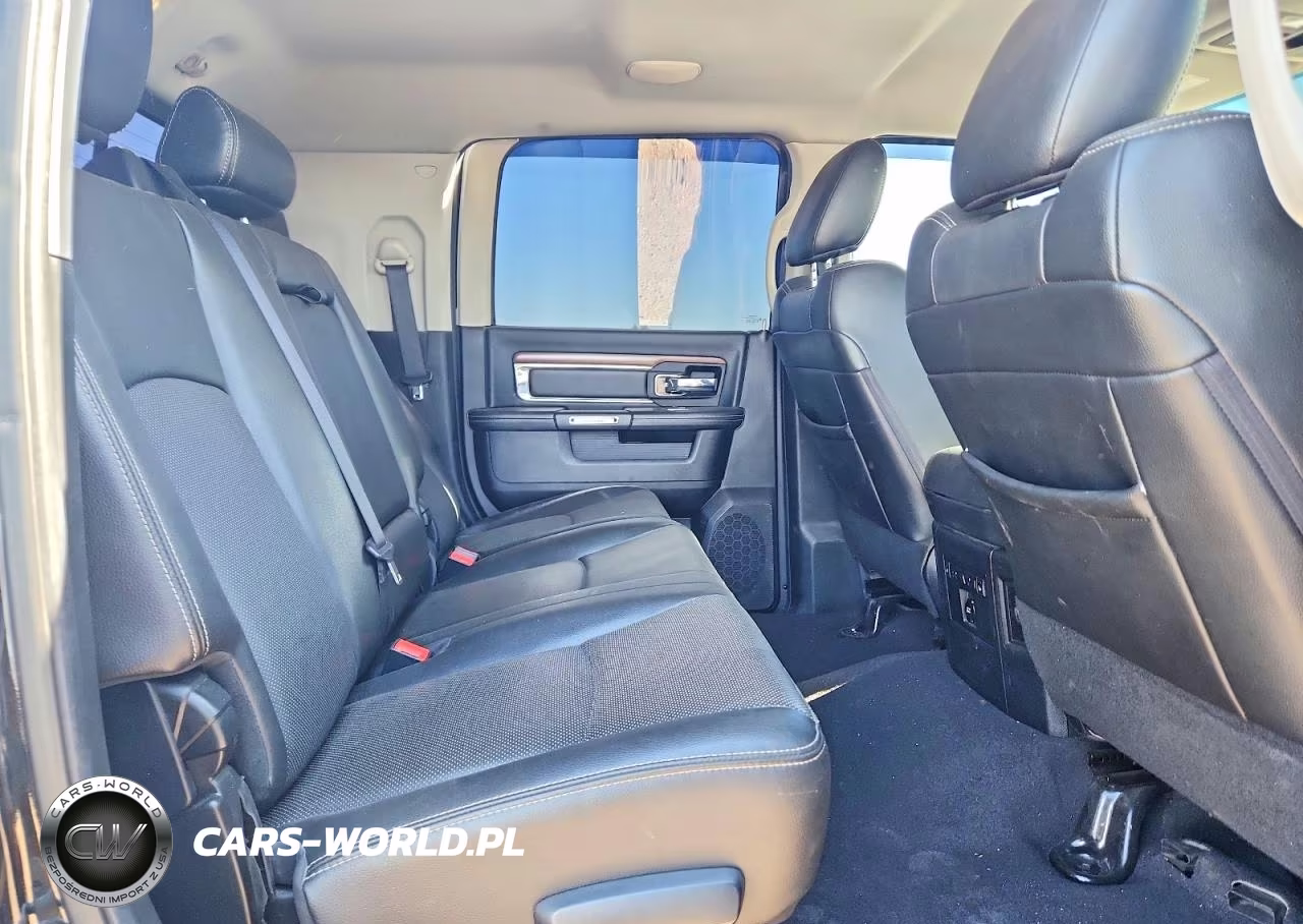 2013 Ram 2500 Laramie VIN:3C6UR5NL0DG615356 - 10
