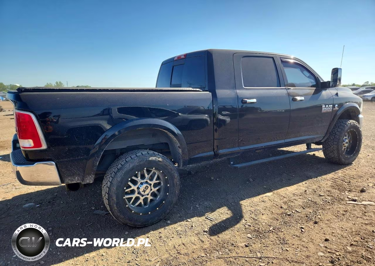 2013 Ram 2500 Laramie VIN:3C6UR5NL0DG615356 - 3