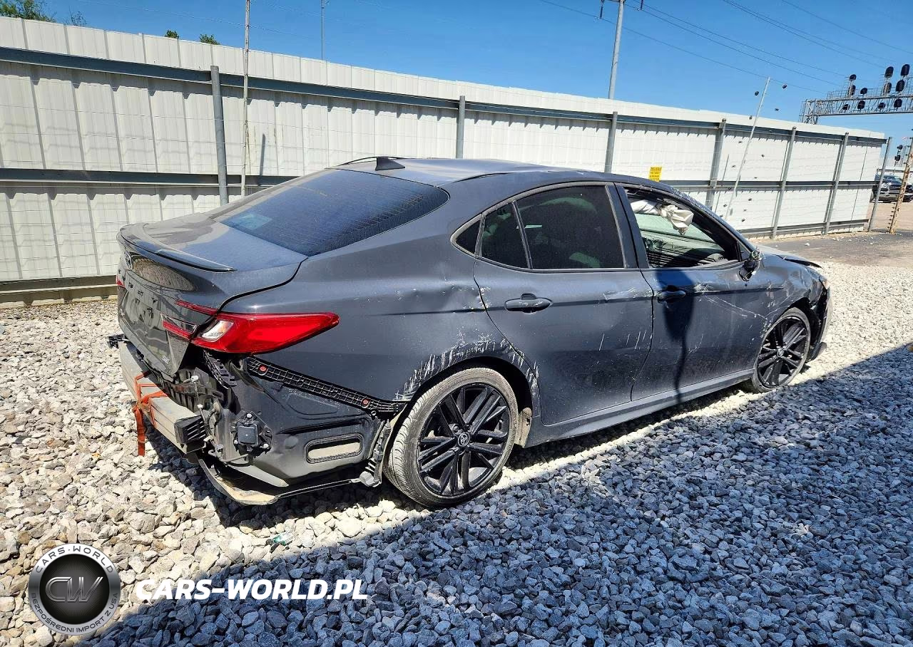 2025 Toyota Camry Se VIN:4T1DAACK1SU053959 - 3