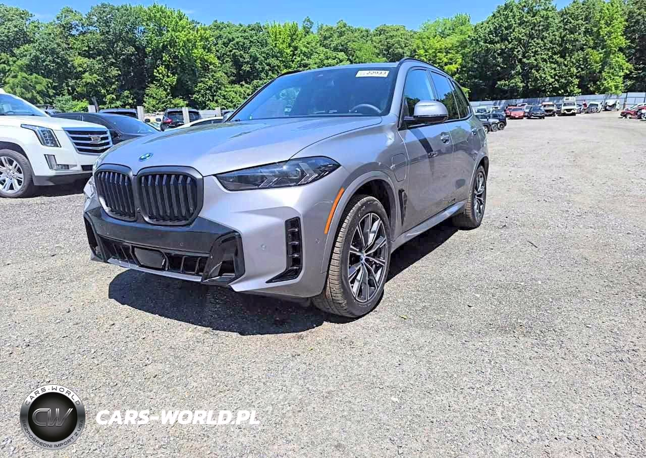 2026 BMW X5 xDrive50E – zdjęcie 1 z 15