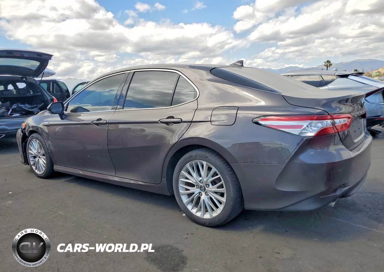 2018 Toyota Camry Hybrid Xle VIN:4T1B21HK1JU004465 - 2