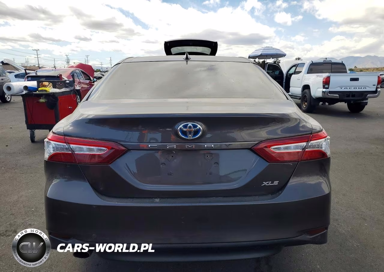 2018 Toyota Camry Hybrid Xle VIN:4T1B21HK1JU004465 - 6