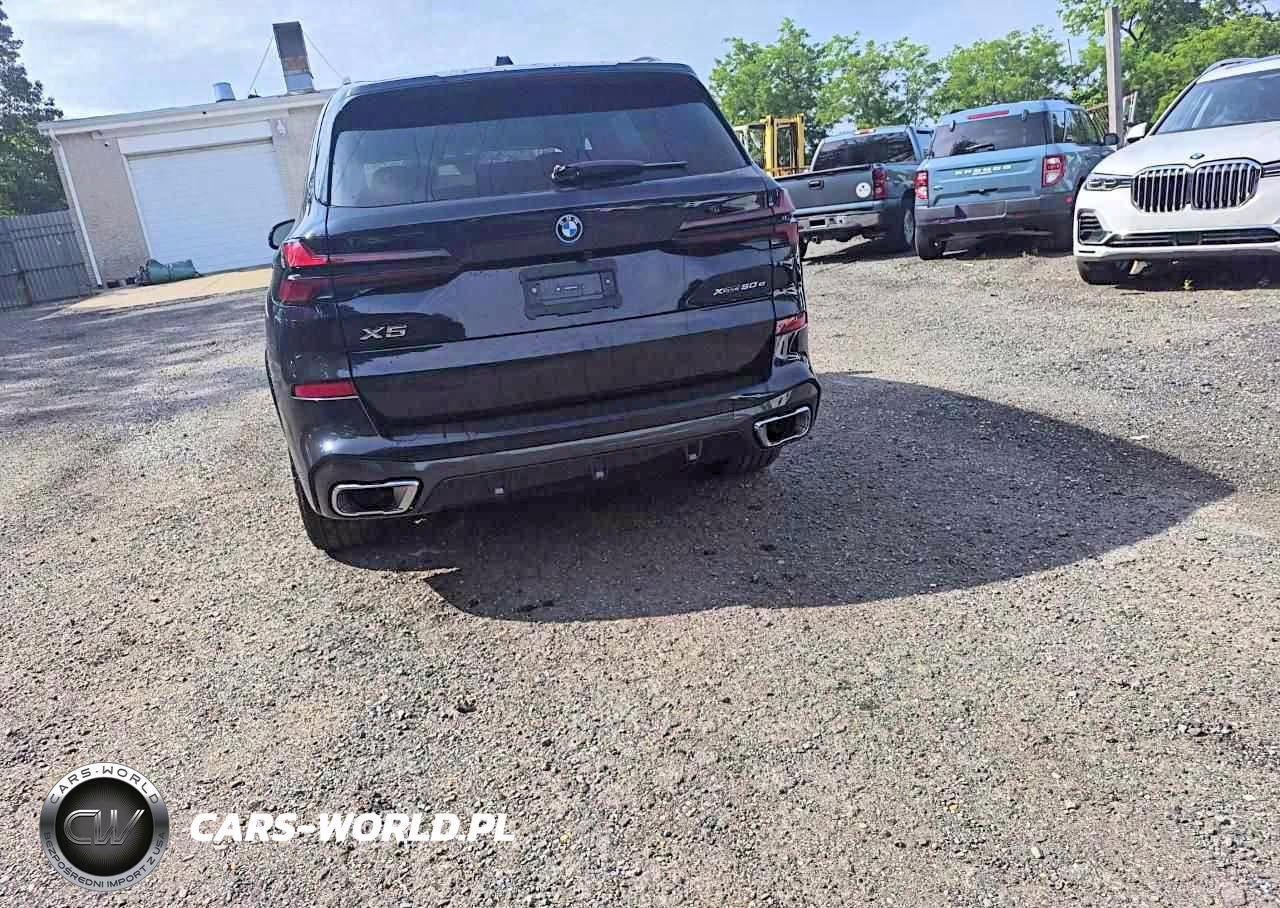 2026 BMW X5 xDrive50E VIN:5UX43EU01T9339655 - 6