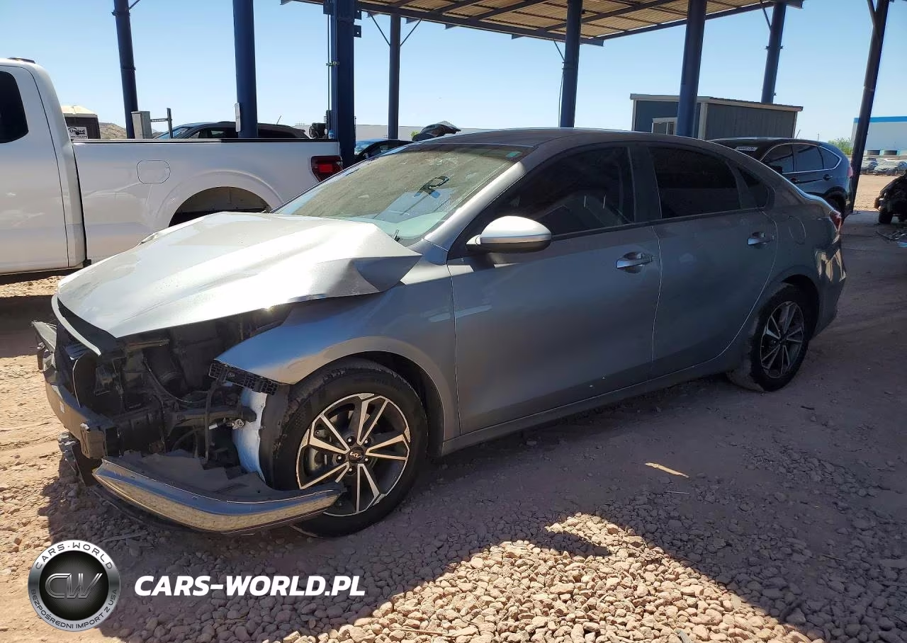 2022 Kia Forte Lxs – zdjęcie 1 z 12