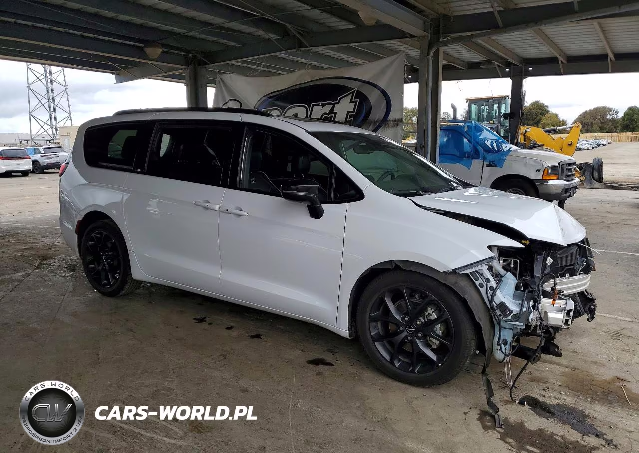 2025 Chrysler Pacifica Limited VIN:2C4RC1GG4SR508116 - 4