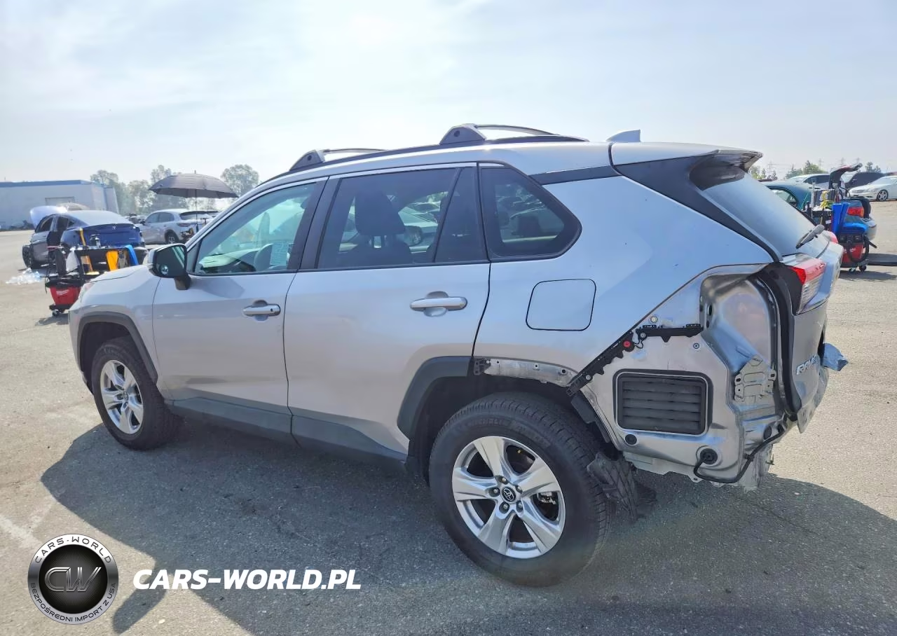 2020 Toyota Rav4 Xle VIN:2T3W1RFV0LW096663 - 2