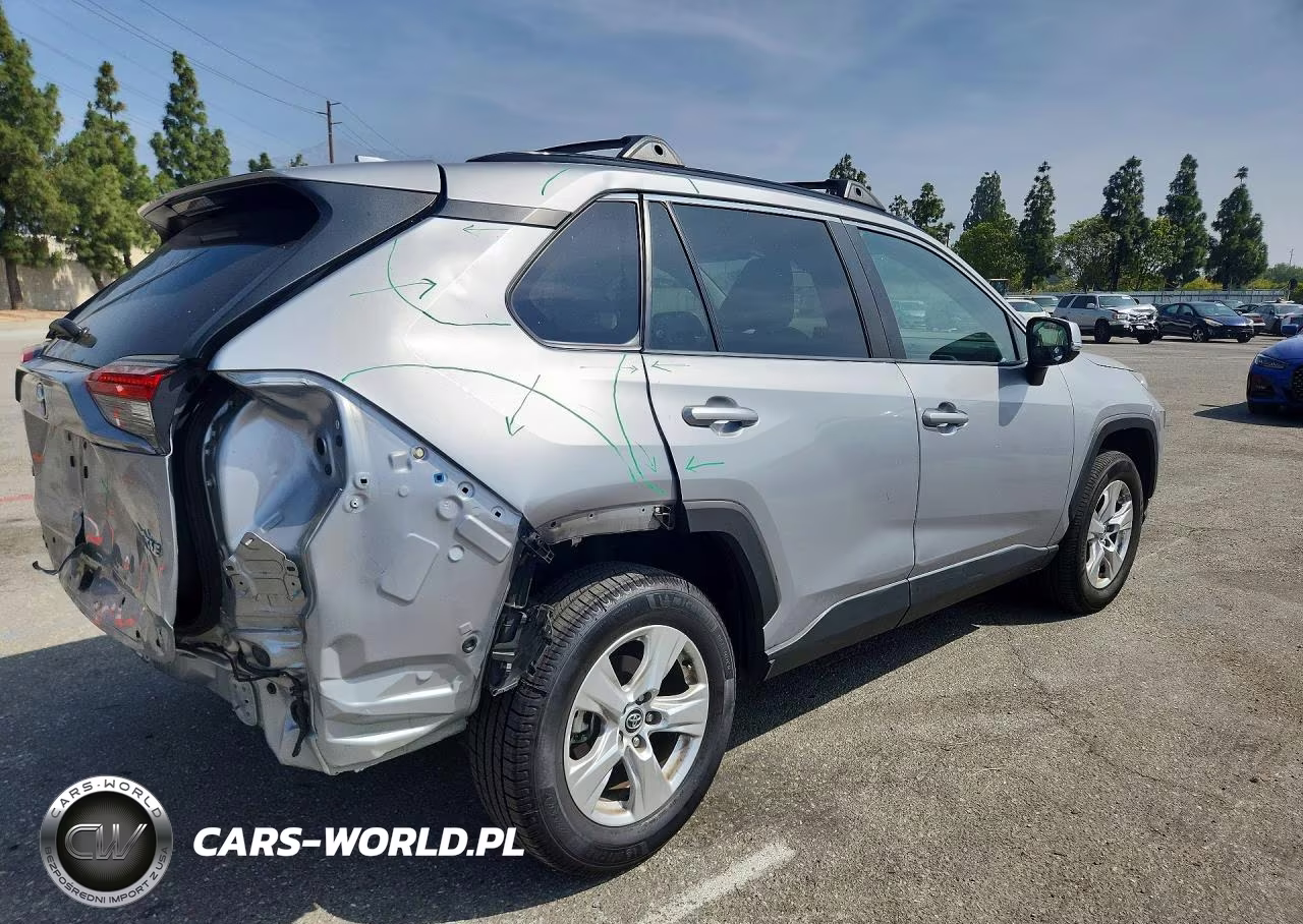 2020 Toyota Rav4 Xle VIN:2T3W1RFV0LW096663 - 3