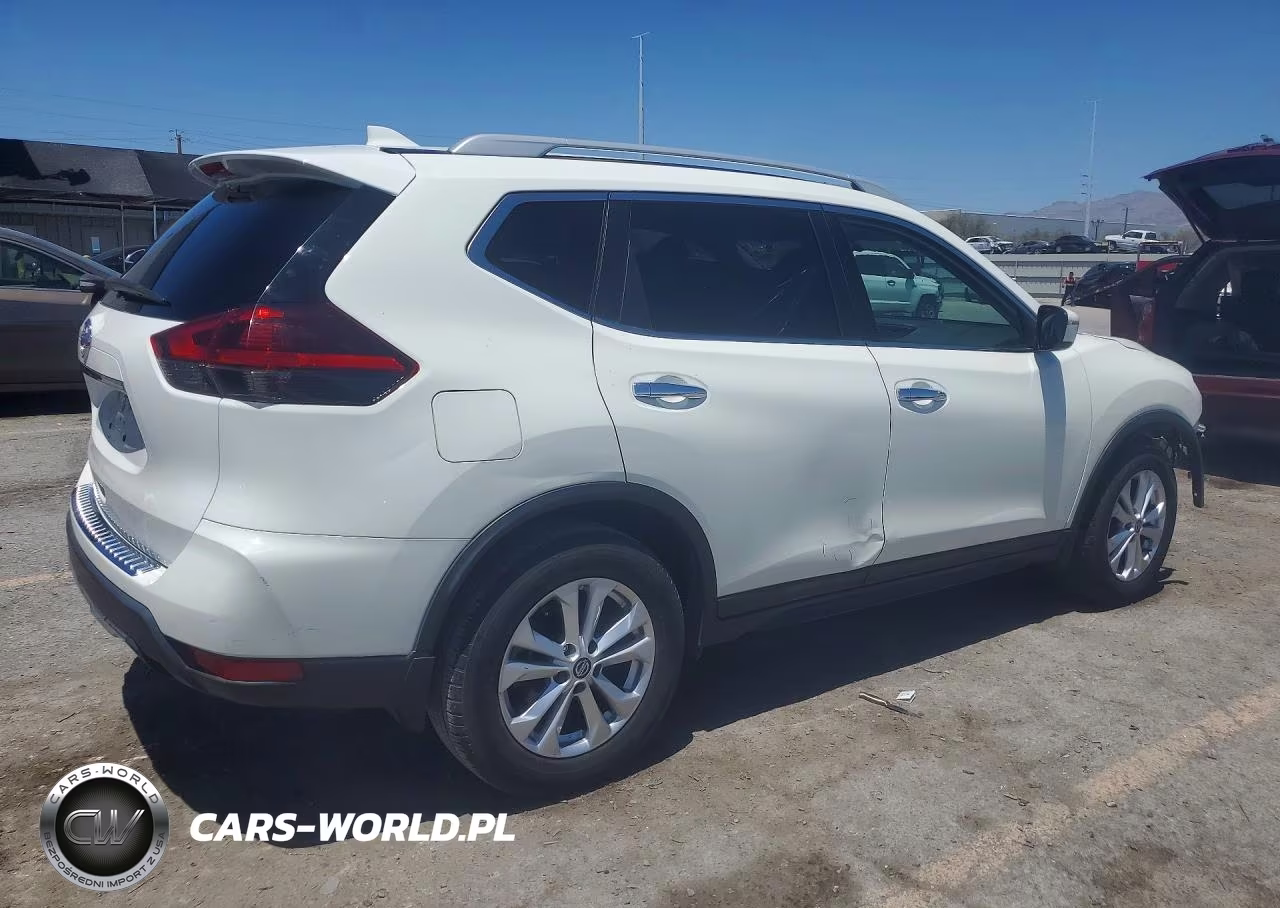 2018 Nissan Rogue S VIN:5N1AT2MT9JC850667 - 3