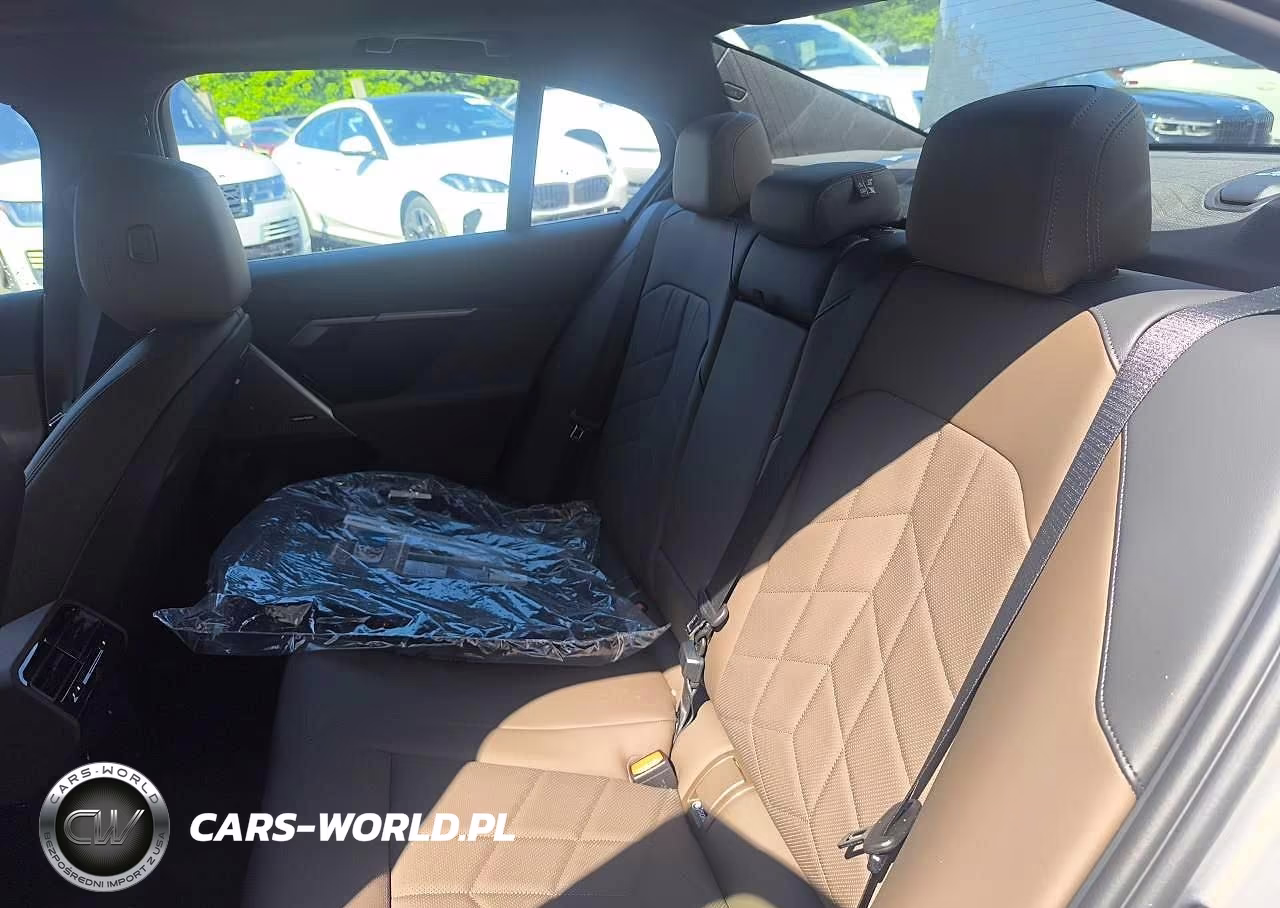 2026 BMW 540 Xi VIN:WBA63FJ06TCX08787 - 11