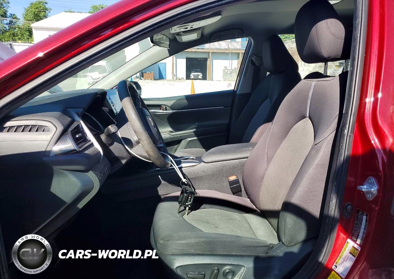 2021 Toyota Camry Le VIN:4T1C11AK0MU447440 - 7