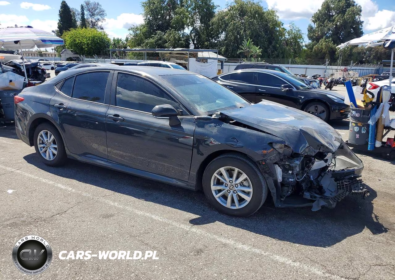 2025 Toyota Camry Le VIN:4T1DAACK6SU562705 - 4