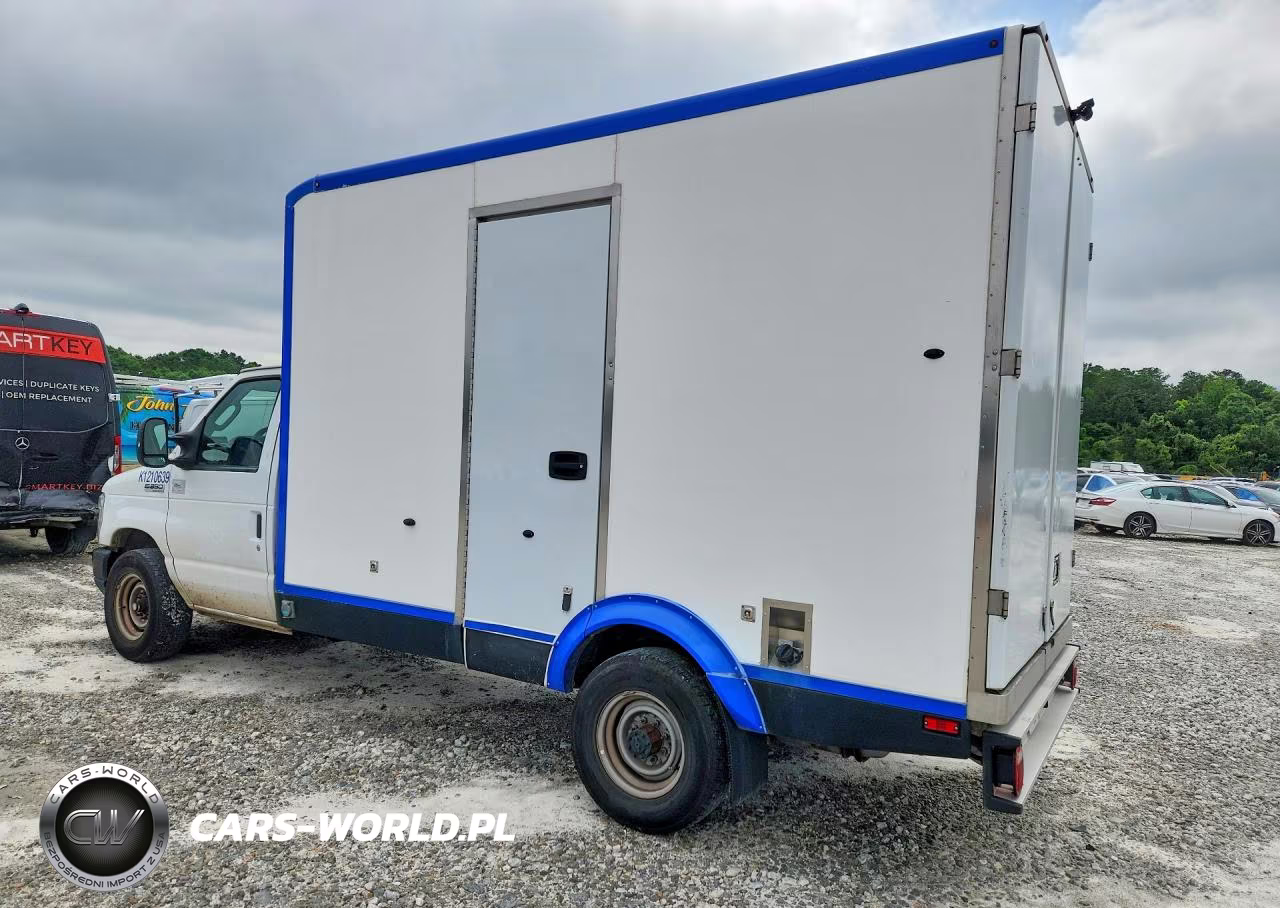 2024 Ford E350 Refrigerated Box Truck VIN:1FDWE3FN2RDD04321 - 2