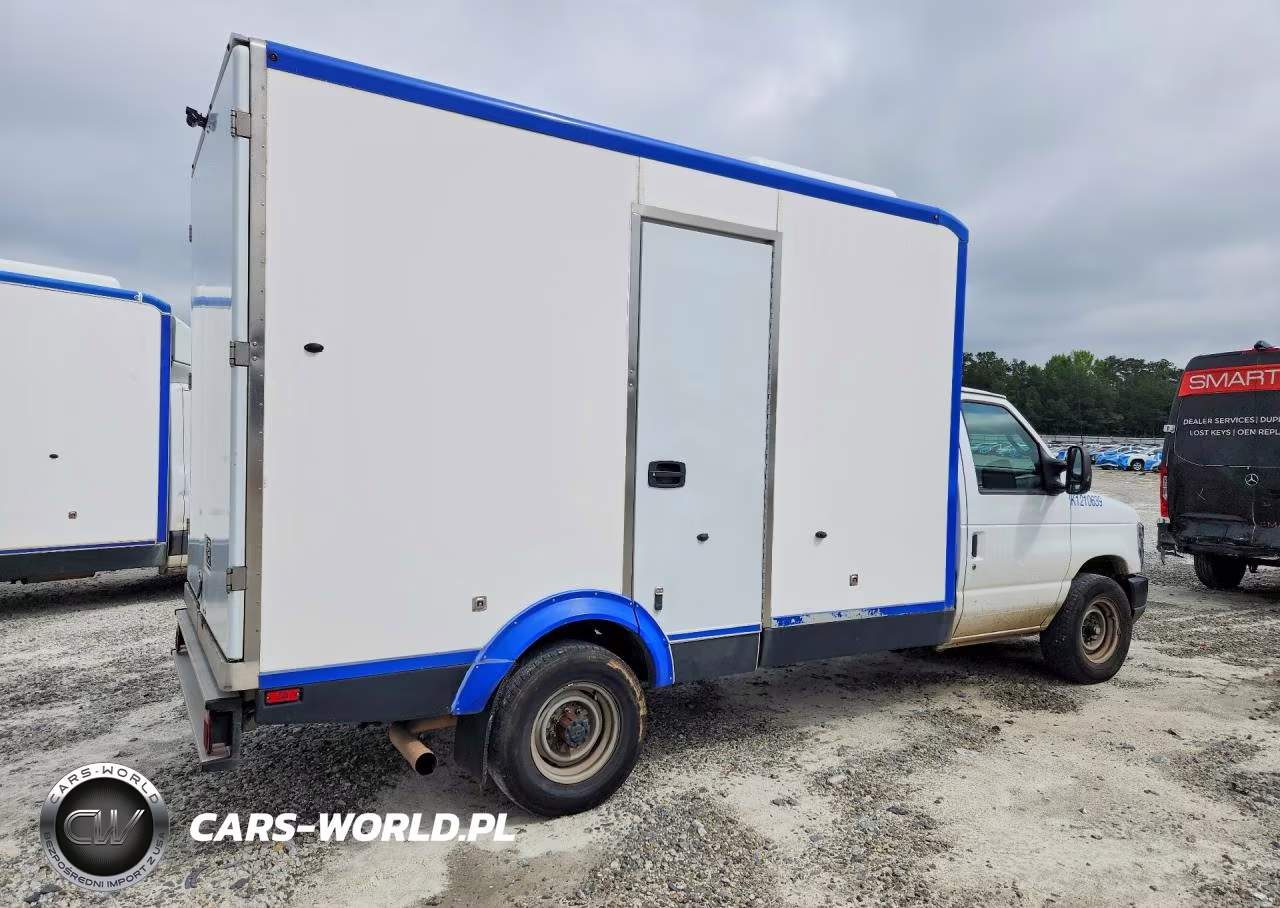 2024 Ford E350 Refrigerated Box Truck VIN:1FDWE3FN2RDD04321 - 3