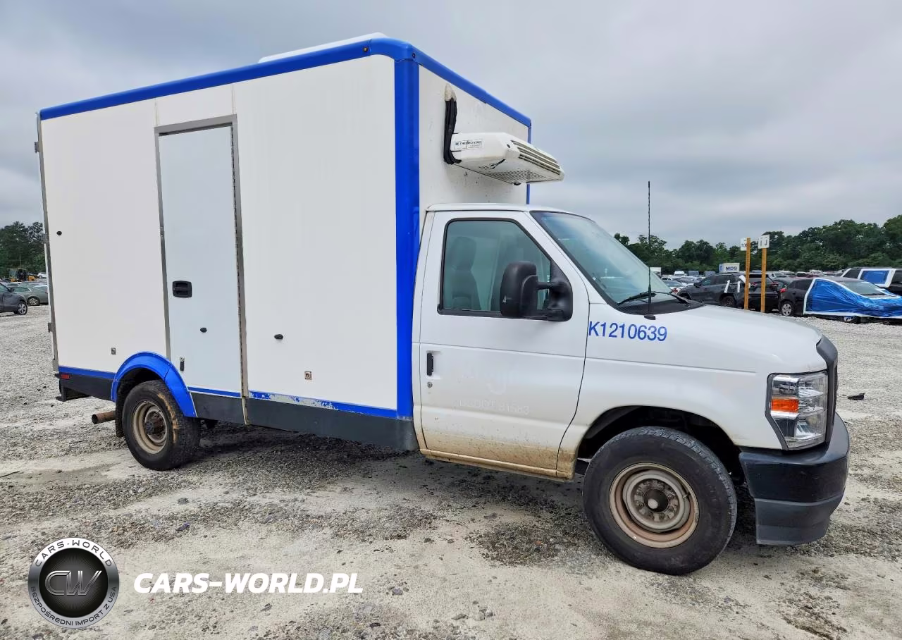 2024 Ford E350 Refrigerated Box Truck VIN:1FDWE3FN2RDD04321 - 4