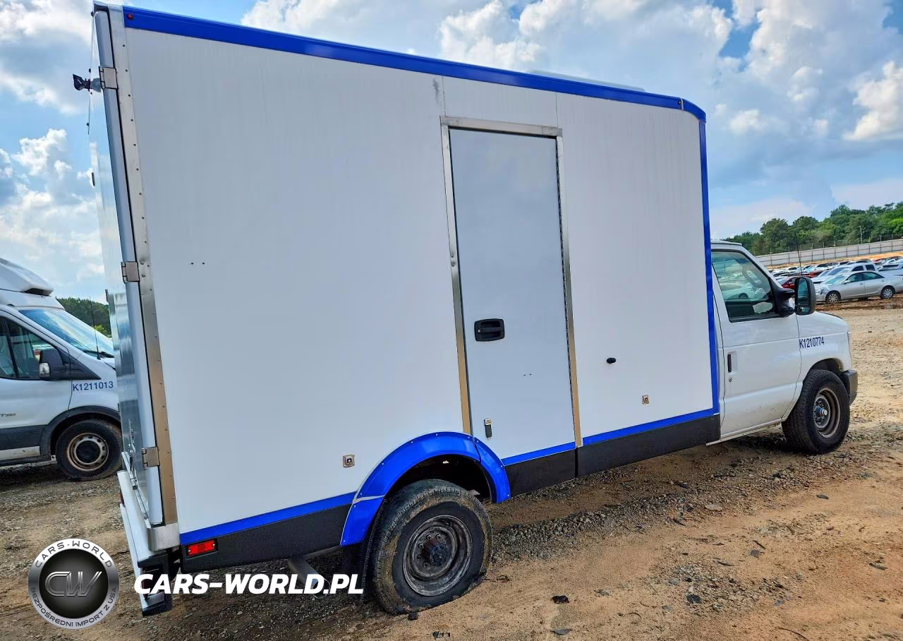 2024 Ford E350 Refrigerated Box Truck VIN:1FDWE3FN8RDD20507 - 3