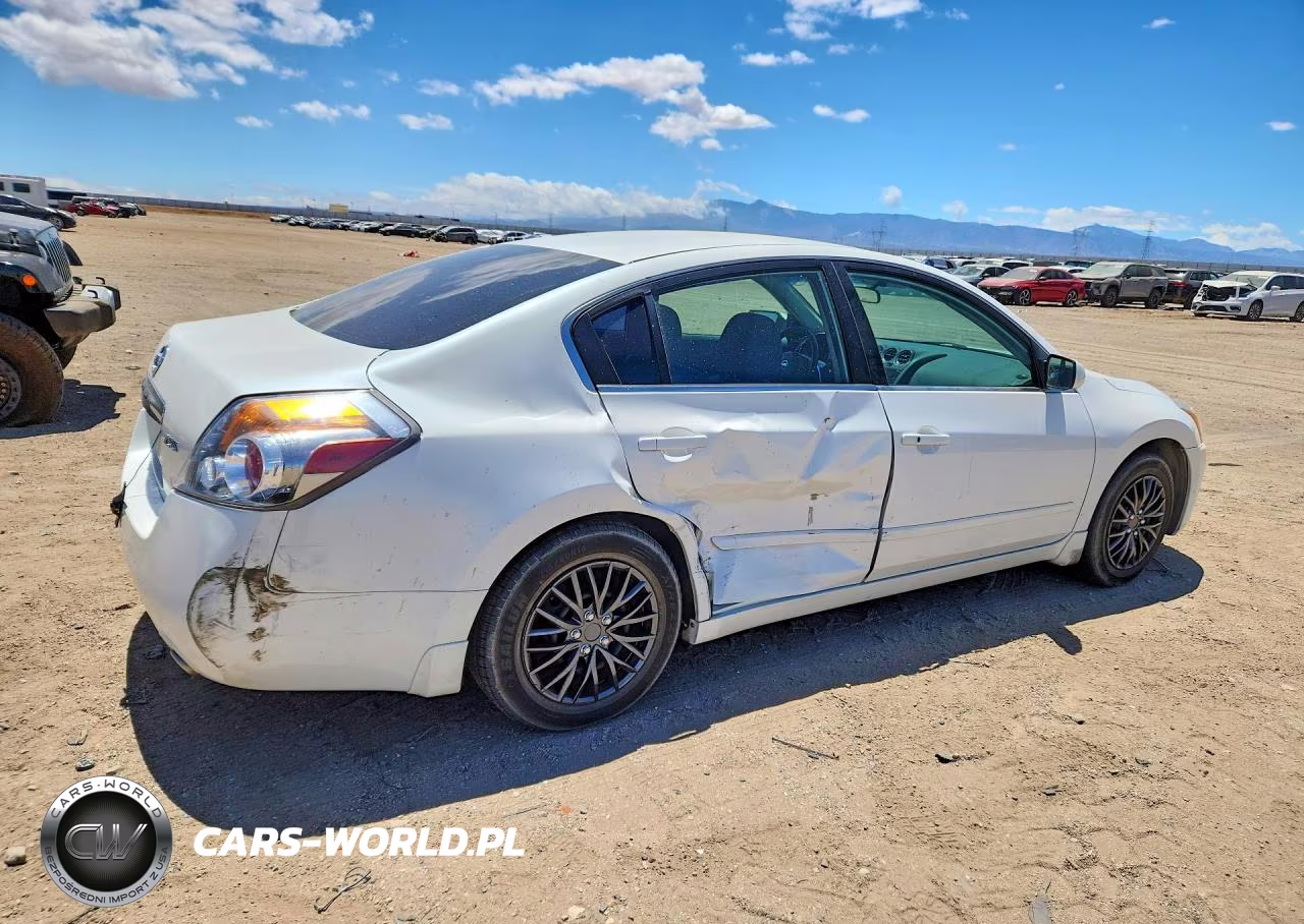 2012 Nissan Altima 2.5 VIN:1N4AL2AP5CN477782 - 3