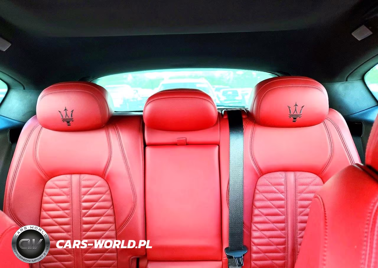 2019 Maserati Levante S Sport VIN:ZN661YUS1KX334144 - 10
