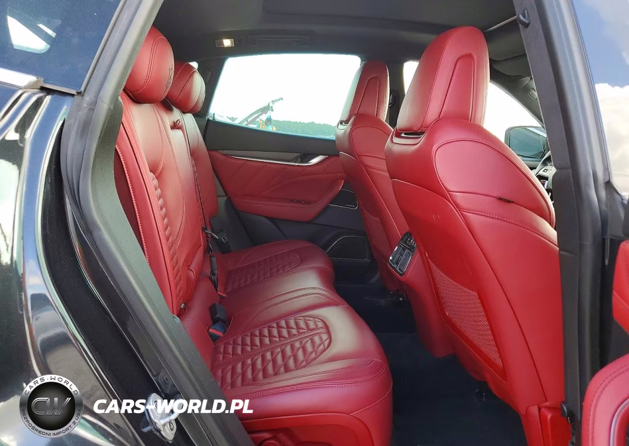 2019 Maserati Levante S Sport VIN:ZN661YUS1KX334144 - 11