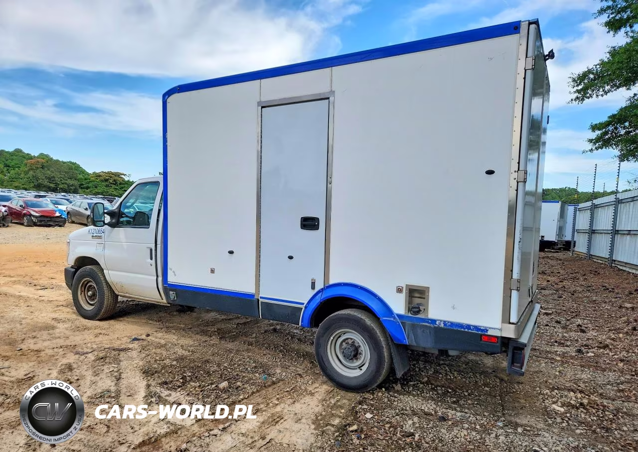 2023 Ford E350 Refrigerated Box Truck VIN:1FDWE3FK5PDD14750 - 2