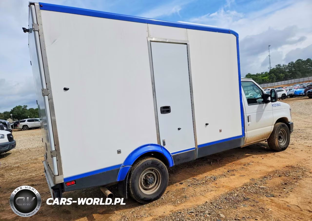 2024 Ford E350 Refrigerated Box Truck VIN:1FDWE3FN8RDD04307 - 3