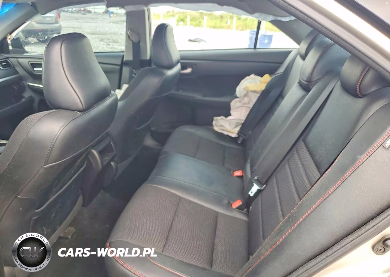2016 Toyota Camry Se VIN:4T1BF1FK2GU179484 - 10