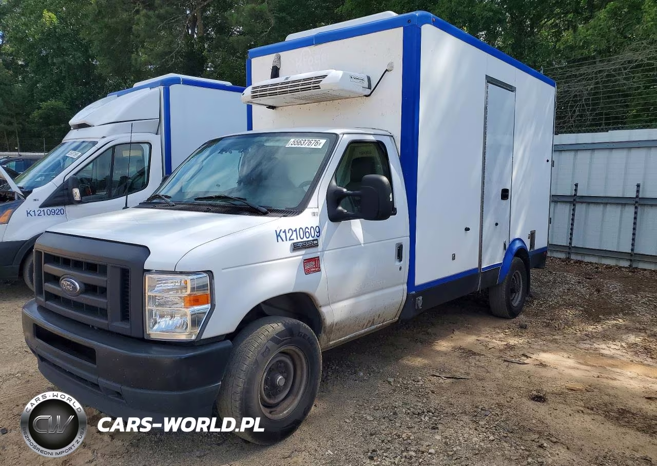 2024 Ford E350 Refrigerated Box Truck – zdjęcie 1 z 12