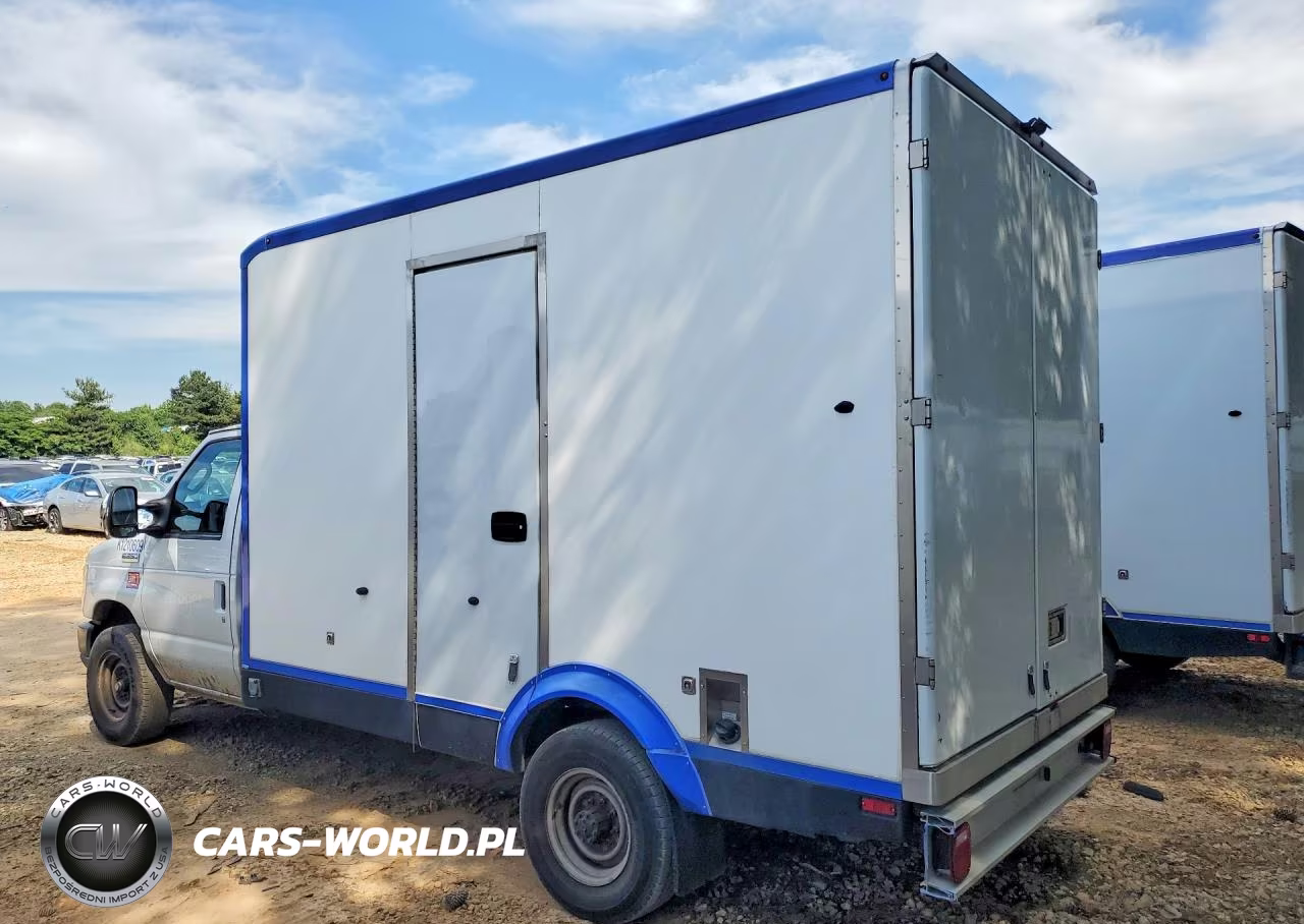 2024 Ford E350 Refrigerated Box Truck VIN:1FDWE3FN3RDD00682 - 2