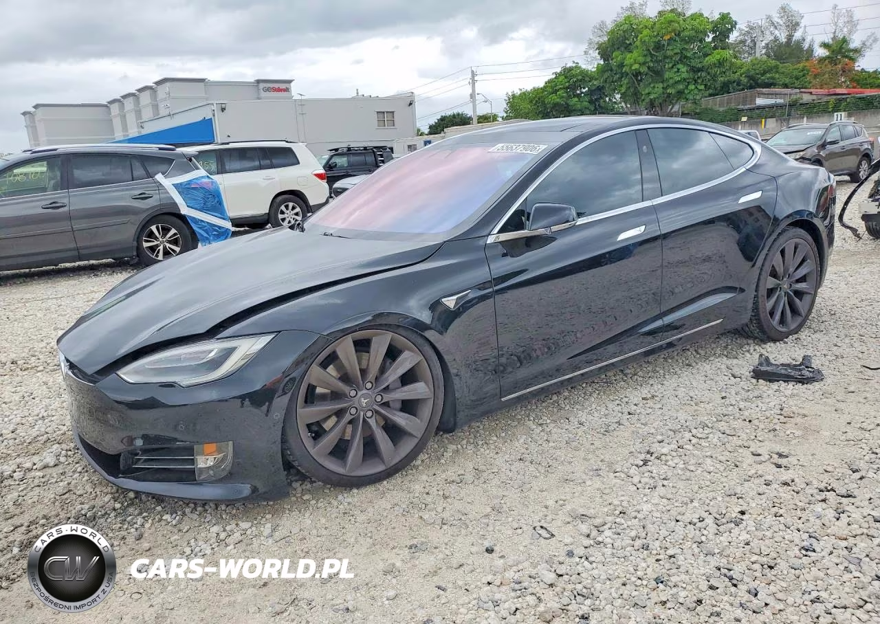 2017 Tesla Model S – zdjęcie 1 z 12