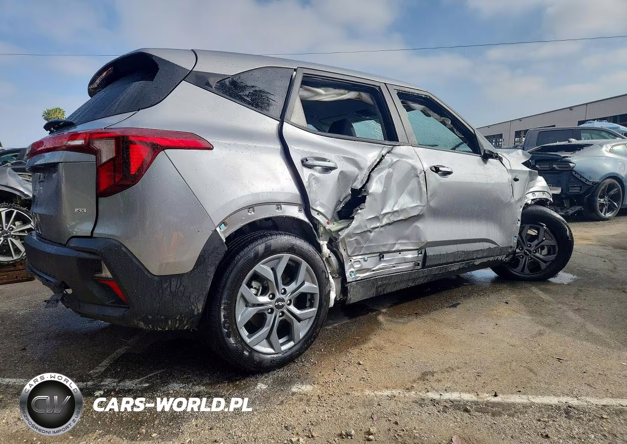 2026 Kia Seltos Lx VIN:KNDEPCAA0T7910611 - 3