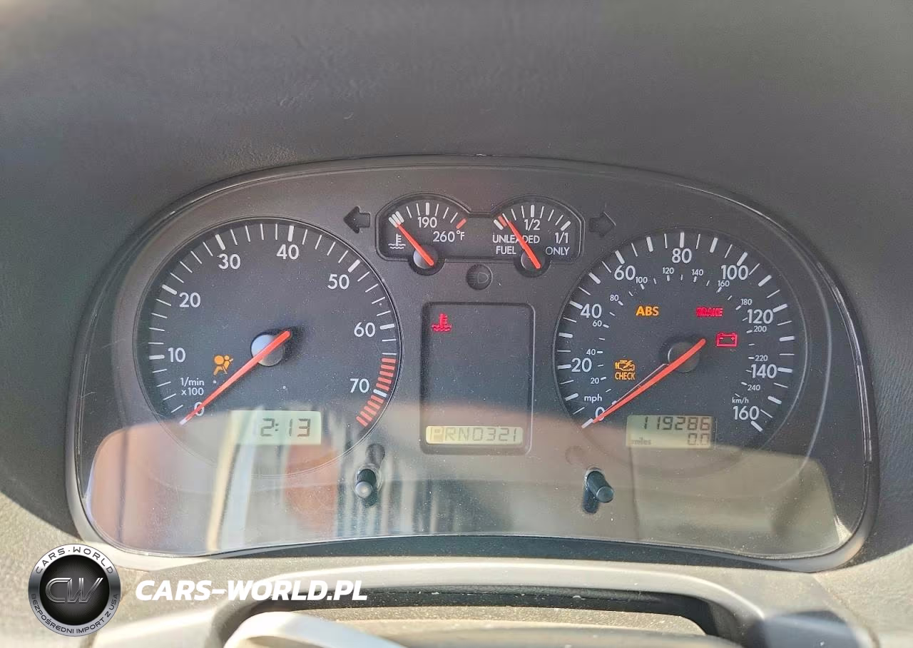 2000 Volkswagen Jetta Gls VIN:3VWSC29M1YM129226 - 9