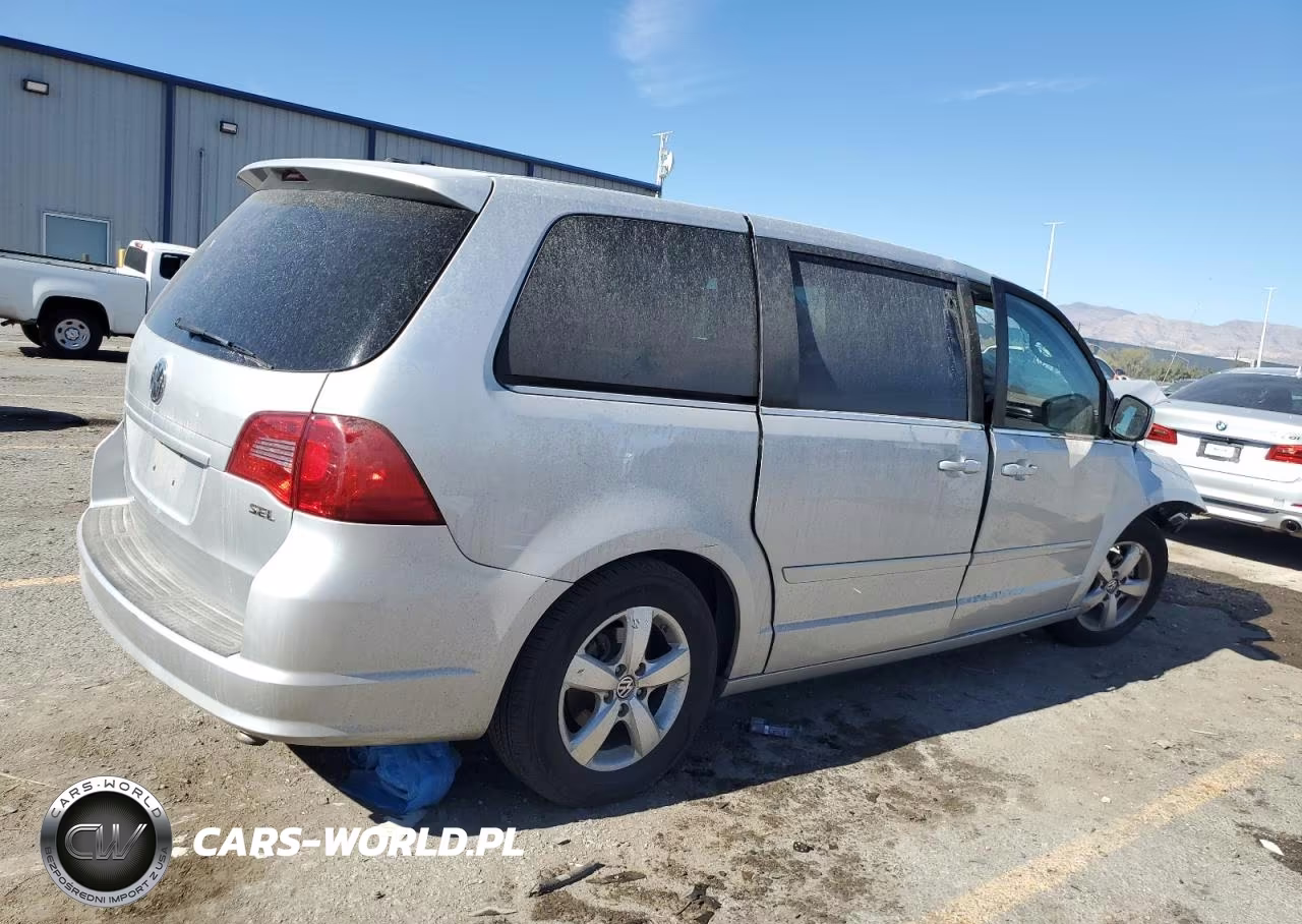 2009 Volkswagen Routan VIN:2V8HW54X69R553541 - 3