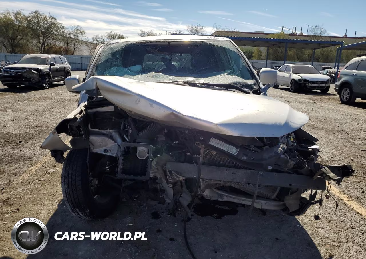 2009 Volkswagen Routan VIN:2V8HW54X69R553541 - 5