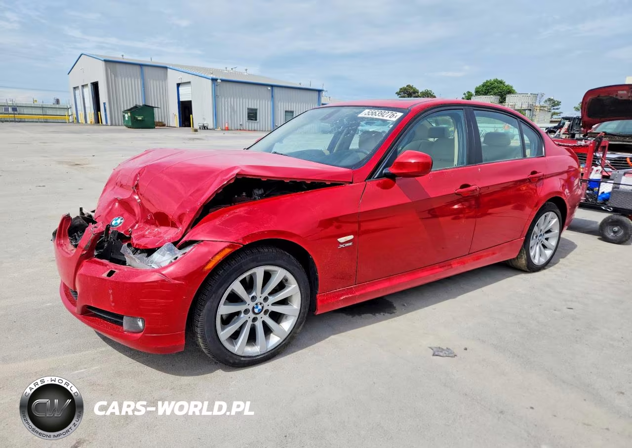 2011 BMW 328 Xi – zdjęcie 1 z 12