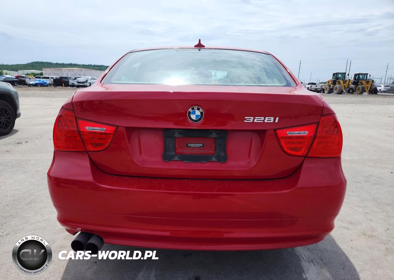 2011 BMW 328 Xi VIN:WBAPK7C59BF195358 - 6