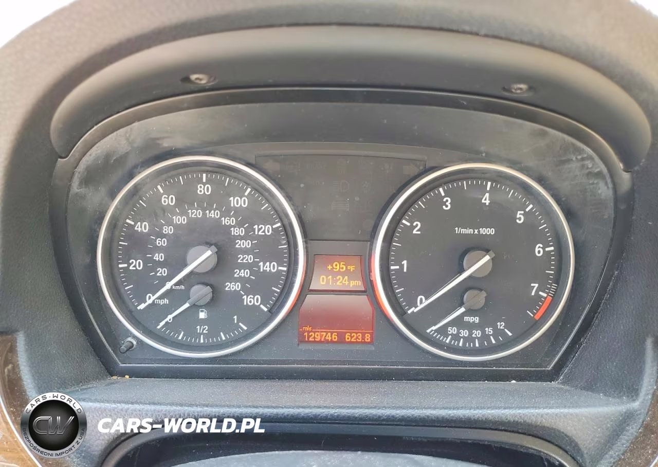 2011 BMW 328 Xi VIN:WBAPK7C59BF195358 - 9