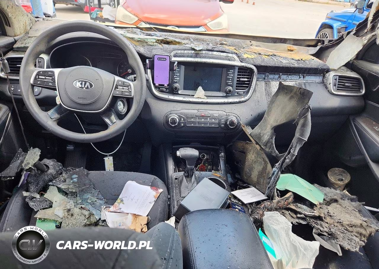 2020 Kia Sorento Lx VIN:5XYPG4A32LG642583 - 8