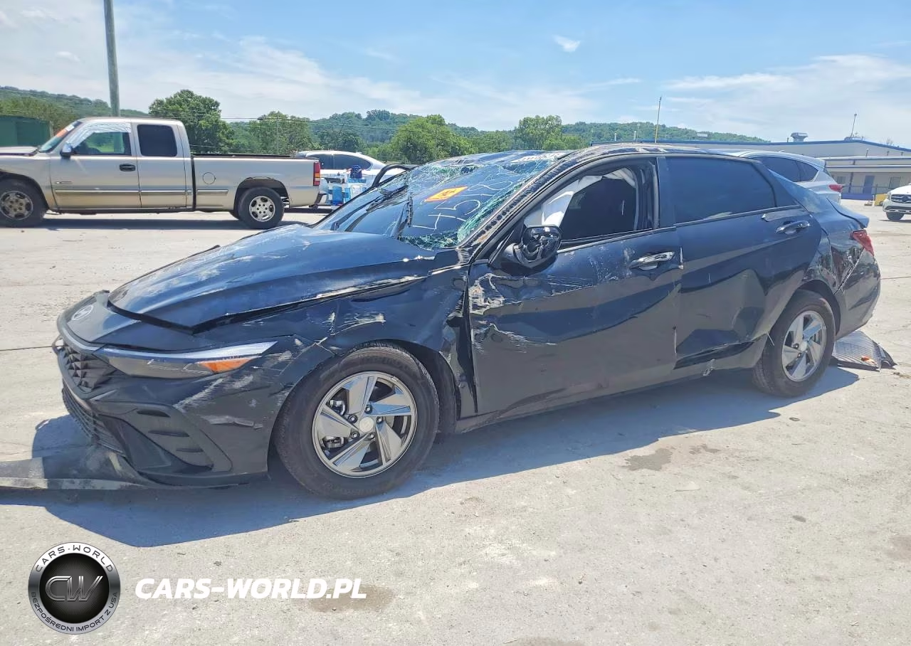 2026 Hyundai Elantra Se – zdjęcie 1 z 12