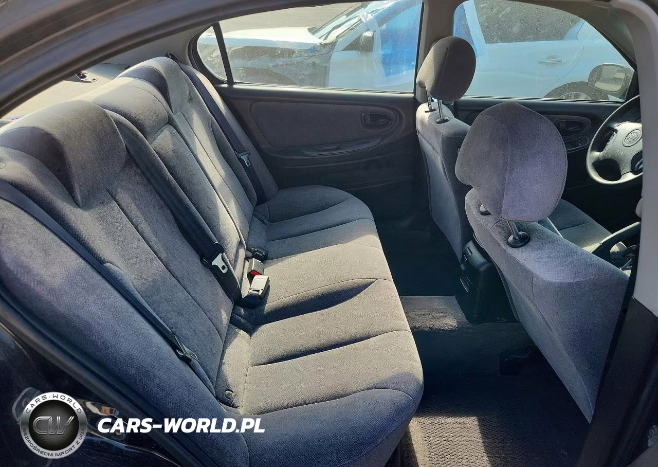 2001 Nissan Maxima Gxe VIN:JN1CA31D81T830564 - 10