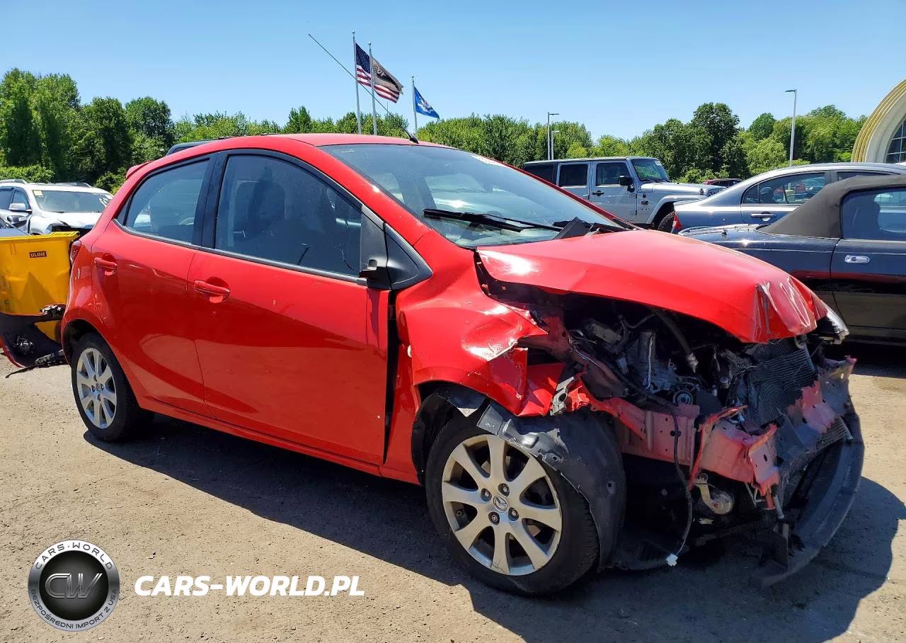 2011 Mazda Mazda2 VIN:JM1DE1HZ8B0104556 - 4