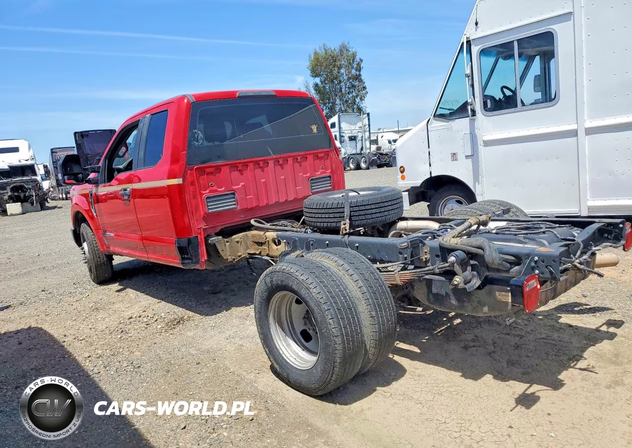 2017 Ford F350 Chscb VIN:1FD8X3GT4HEE22430 - 2