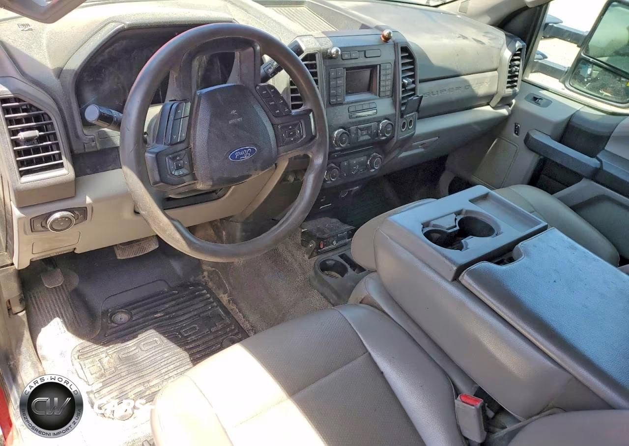 2017 Ford F350 Chscb VIN:1FD8X3GT4HEE22430 - 8