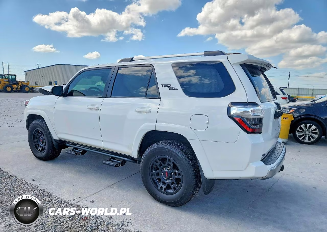 2018 Toyota 4Runner Trd Off-Road Premium VIN:JTEBU5JR6J5535776 - 2