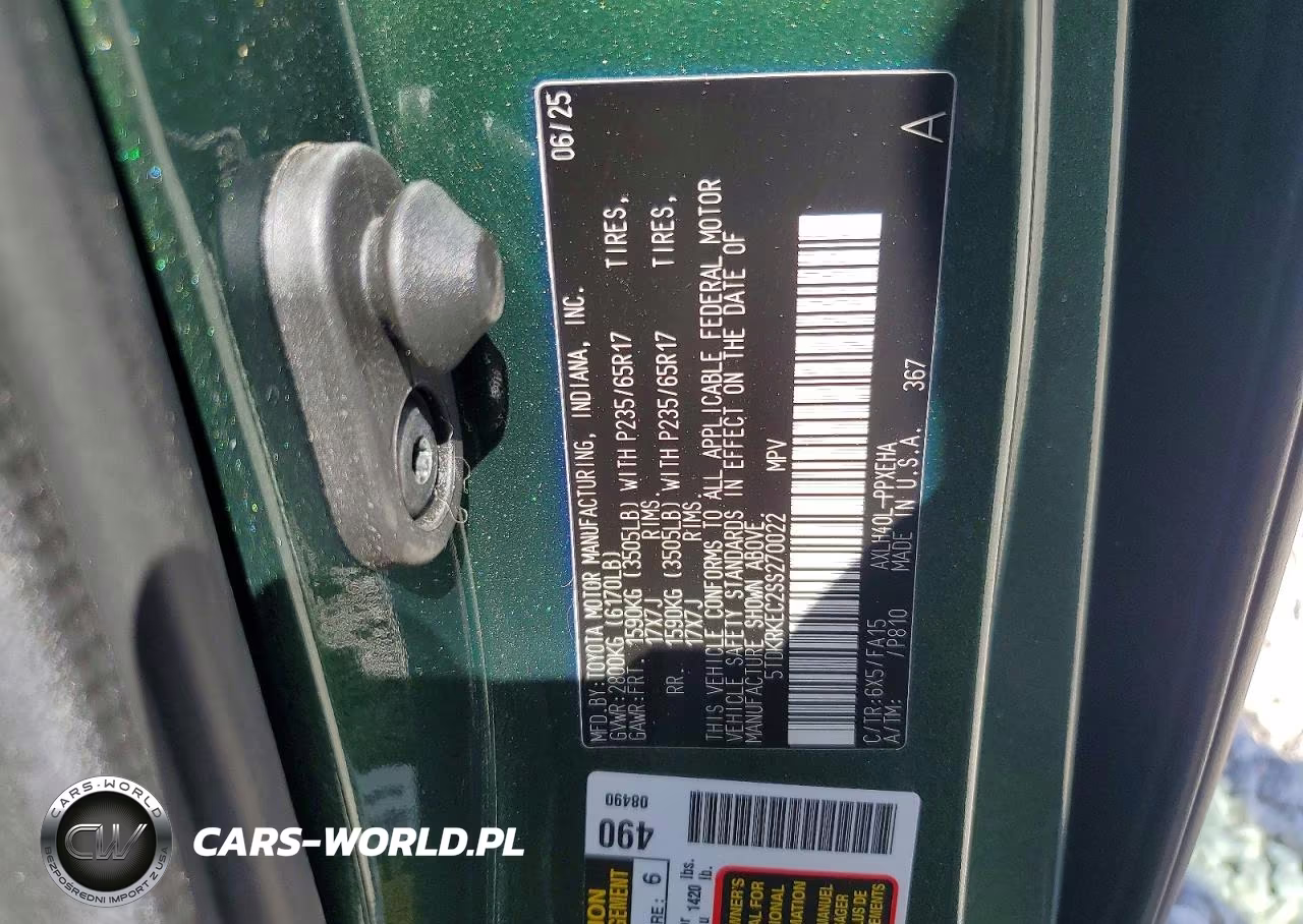 2025 Toyota Sienna Le VIN:5TDKRKEC2SS270022 - 13