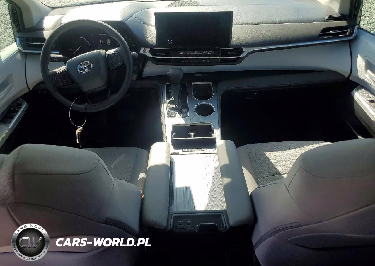2025 Toyota Sienna Le VIN:5TDKRKEC2SS270022 - 8