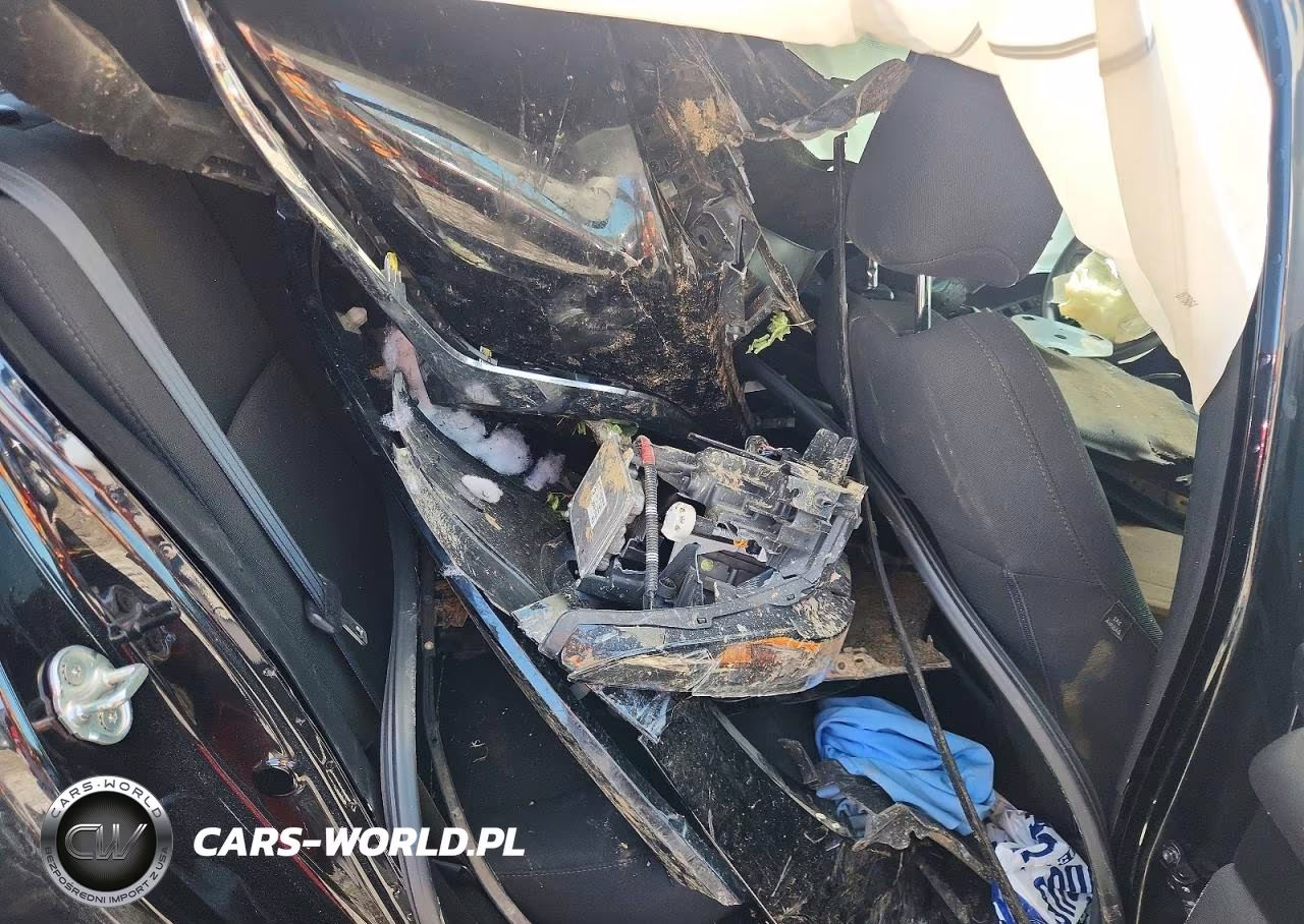 2021 Mazda 3 VIN:3MZBPAAL1MM204440 - 10