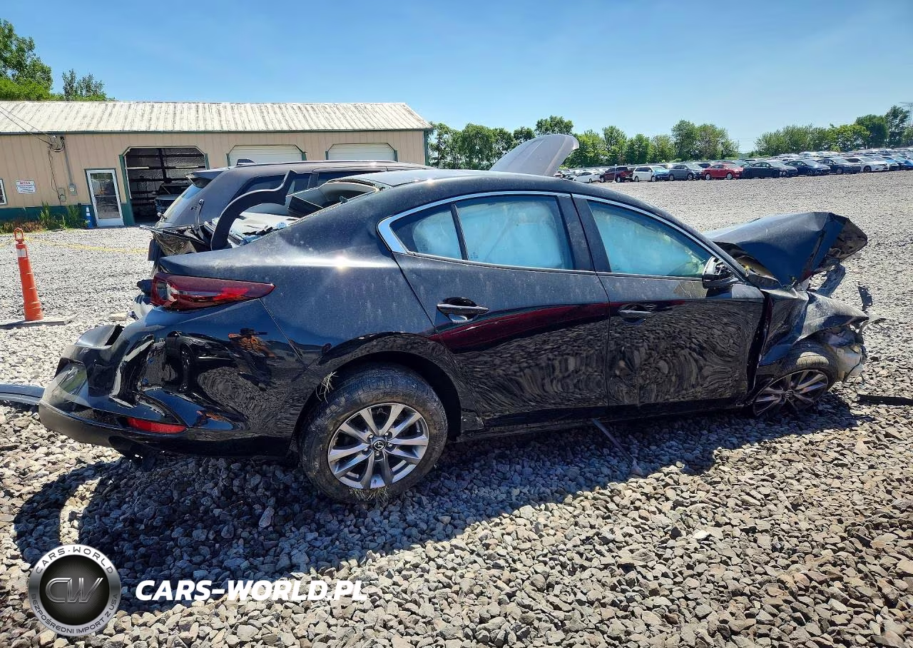 2021 Mazda 3 VIN:3MZBPAAL1MM204440 - 3