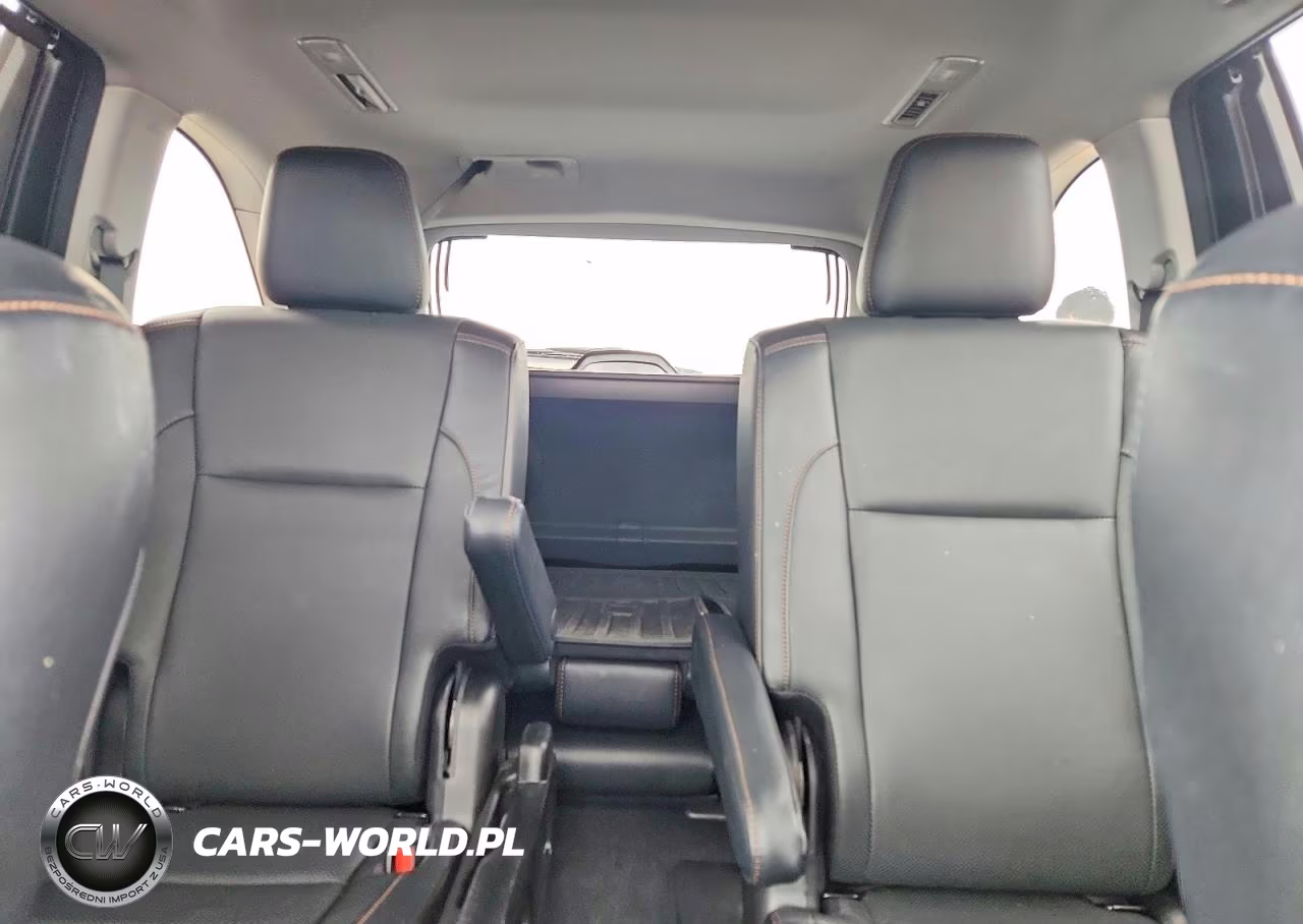 2017 Toyota Highlander Limited VIN:5TDDZRFH5HS473894 - 10