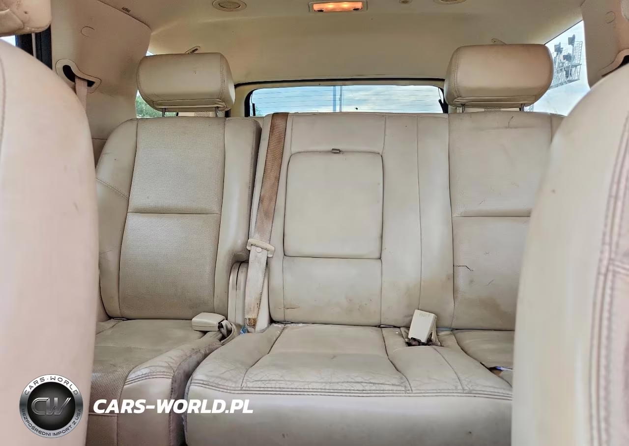 2007 Cadillac Escalade Luxury VIN:1GYFK63867R225127 - 10