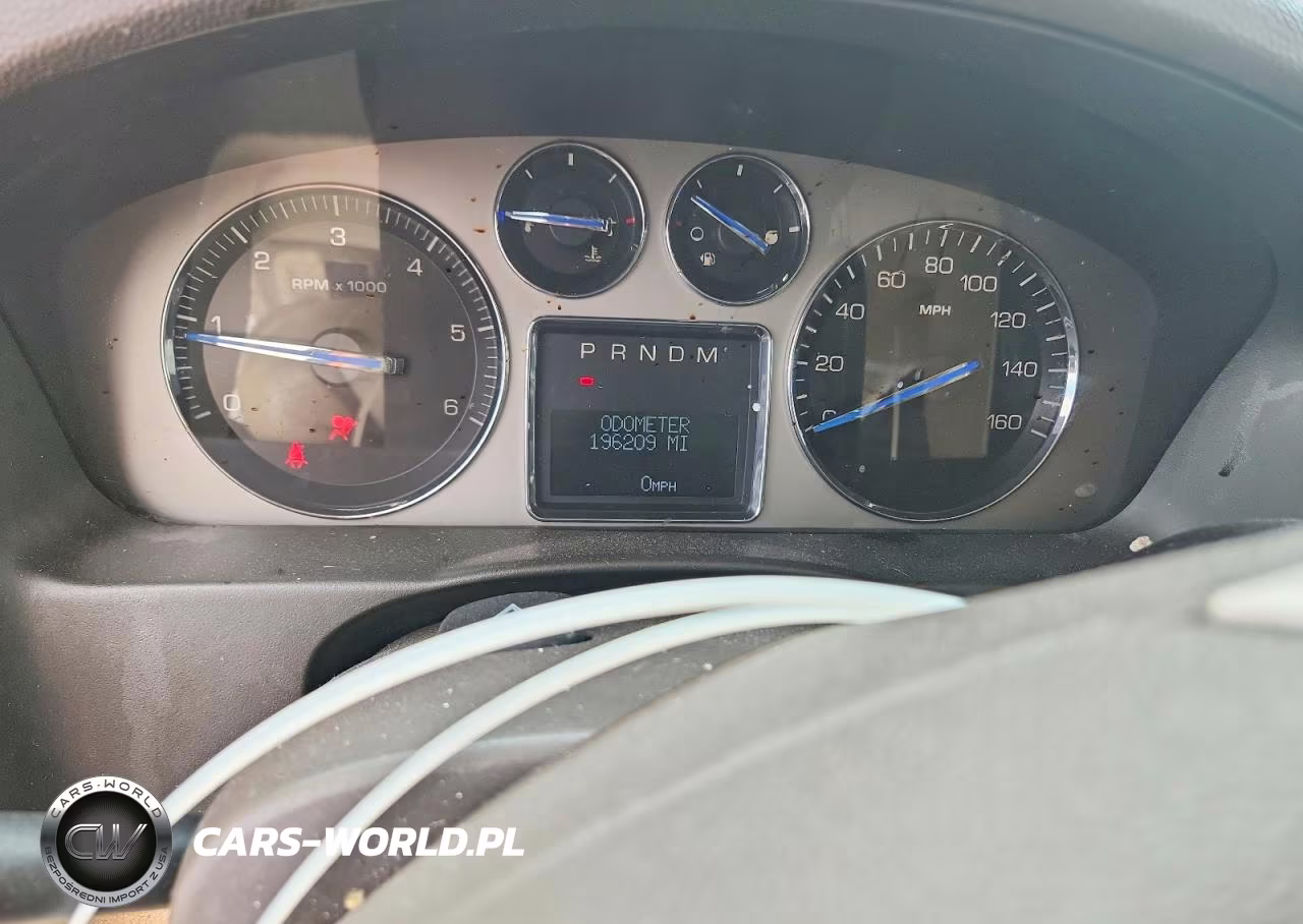 2007 Cadillac Escalade Luxury VIN:1GYFK63867R225127 - 9